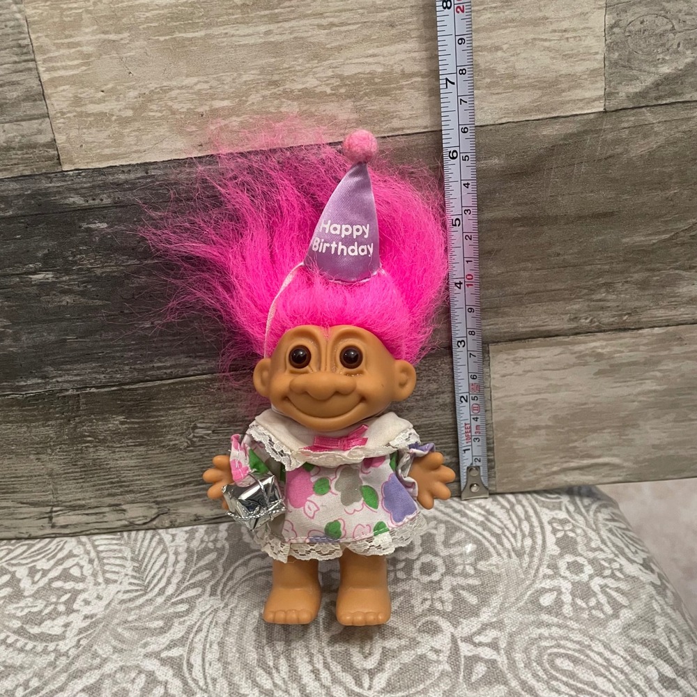 Vintage Happy Birthday Troll Doll Pink Hair Party Hat Gift Retro Collectible Toy